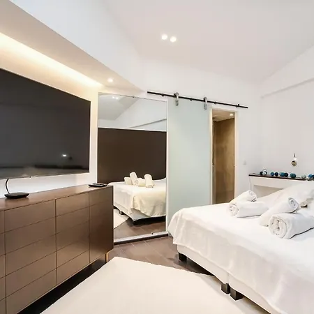 Place Des Lices Avec Parking *